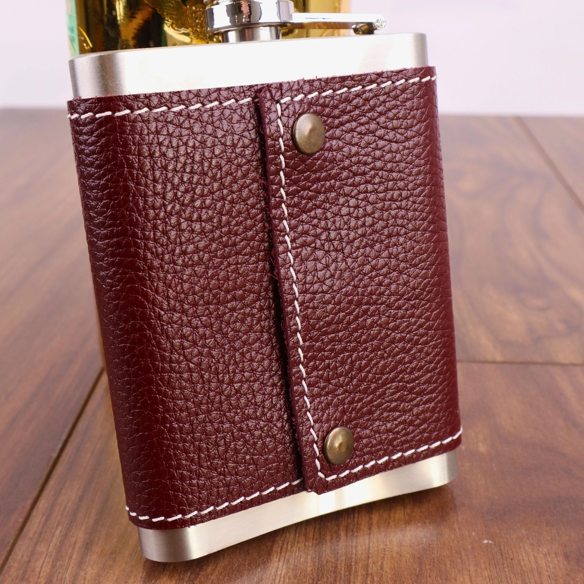 Perlotus 8 Oz 235 cc Hunili Kızıl Kahverengi Hakiki Deri Kılıflı Çelik Viski İçki Matarası